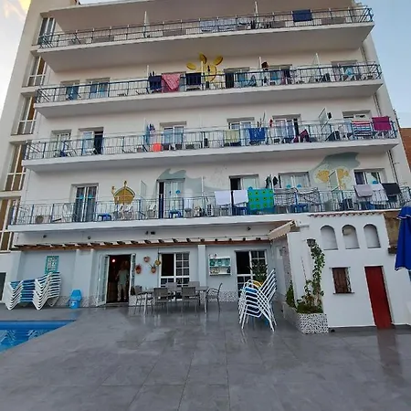 地中海快捷酒店 2* 卡里拉