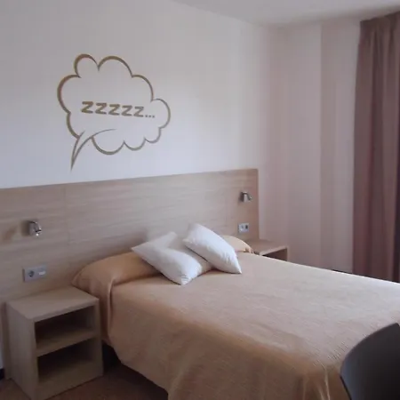 地中海快捷酒店 酒店 卡里拉